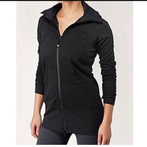 Lululemon Manifesto Gather Long Sleeve Hoodie Size 6 Black / Grey